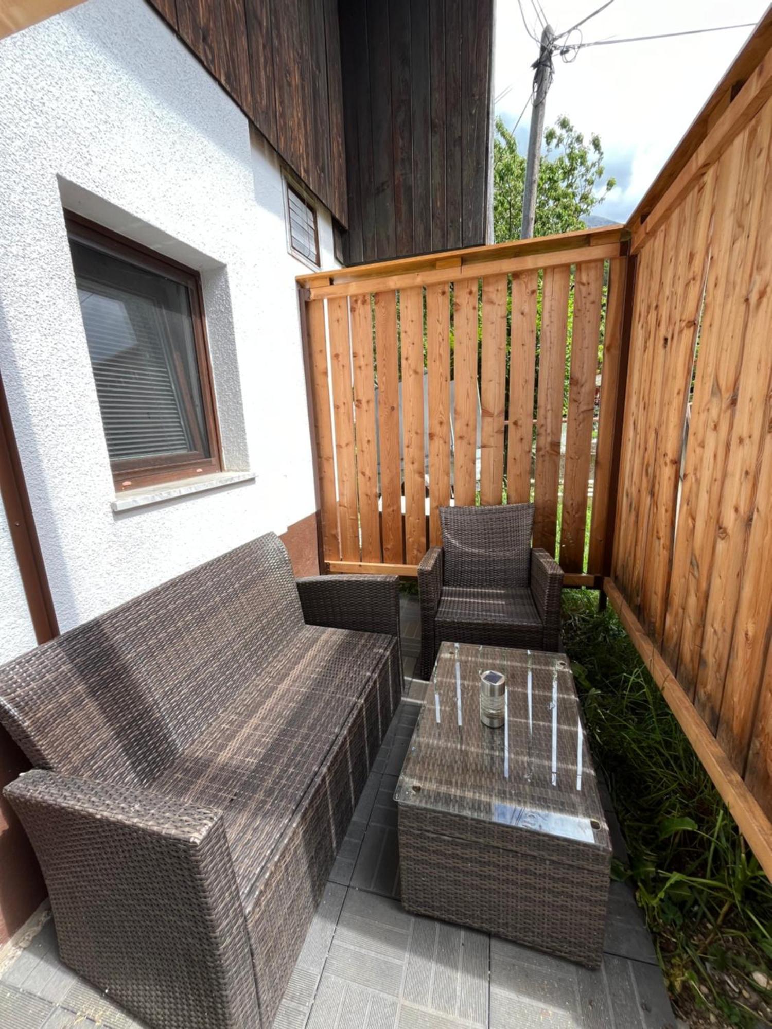 Apartma-Studio Ajdna Zirovnica Exterior foto